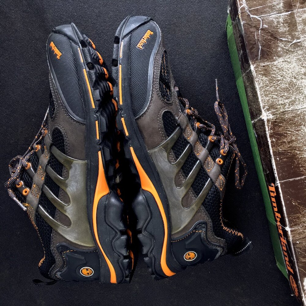 VINTAGE 1999 TIMBERLAND® Outdoor Performance Actuate Hiking — 27.5 CM